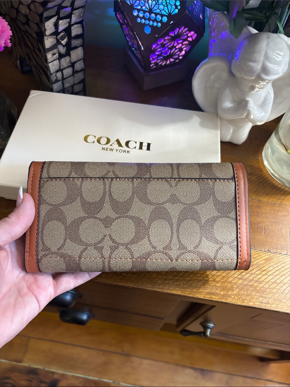 COACH Signature Continental Wallet in Brown/Tan New with Box - Picture 5 of 6